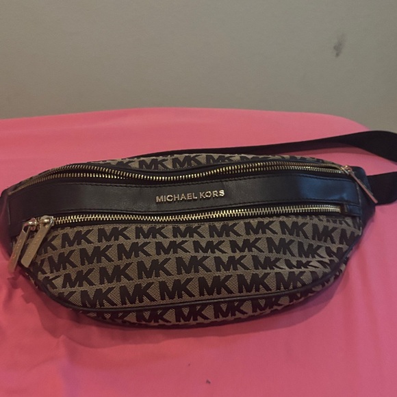 Michael Kors Black and Brown Logo Belt Bag - Picture 1 of 4